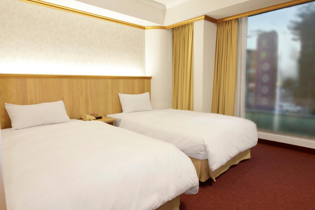 Hotel Avenue ซินจู๋ ภายนอก รูปภาพ